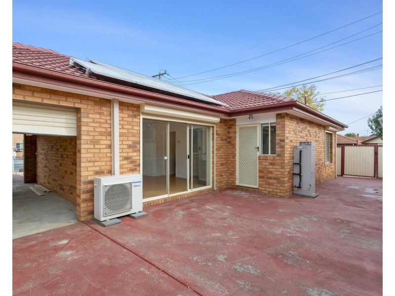 13 Hertford Road, Sunshine VIC 3020