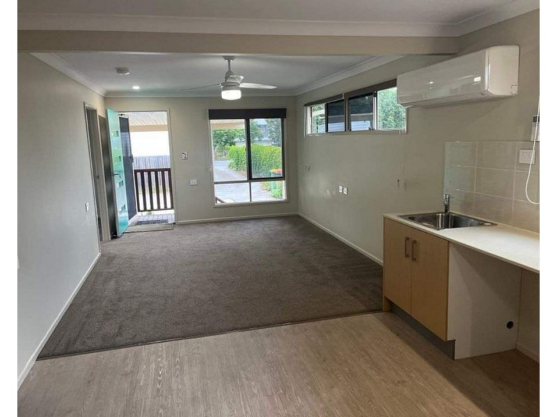 133a King Arthur Terrace, Tennyson QLD 4105
