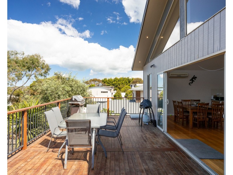 11 Sunset Drive, Sunset Strip VIC 3922