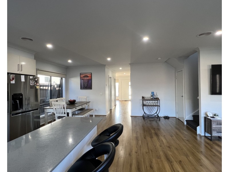 12 Modern Crescent, Tarneit VIC 3029