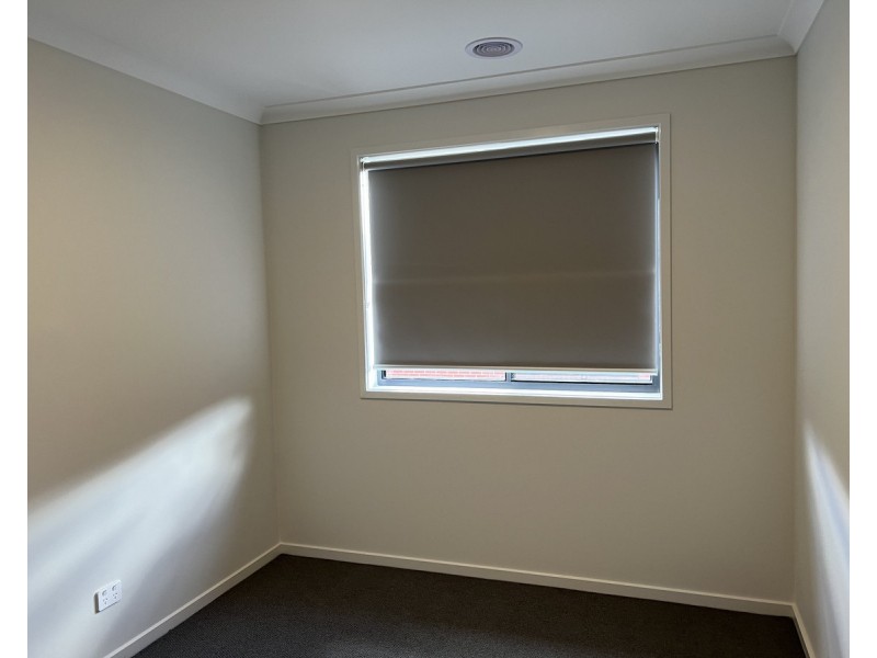 8 Kelmscott Way, Werribee VIC 3030