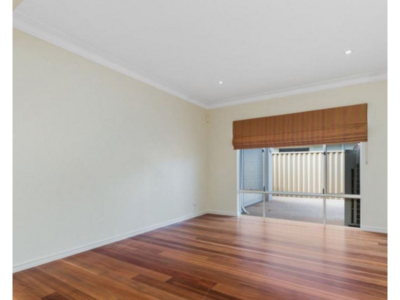 230 Castlewood Parkway, Southern River WA 6110