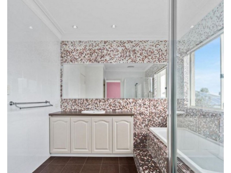 230 Castlewood Parkway, Southern River WA 6110