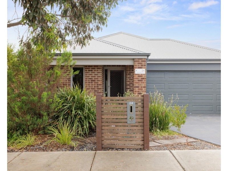 24 Pasadena Drive, Cowes VIC 3922
