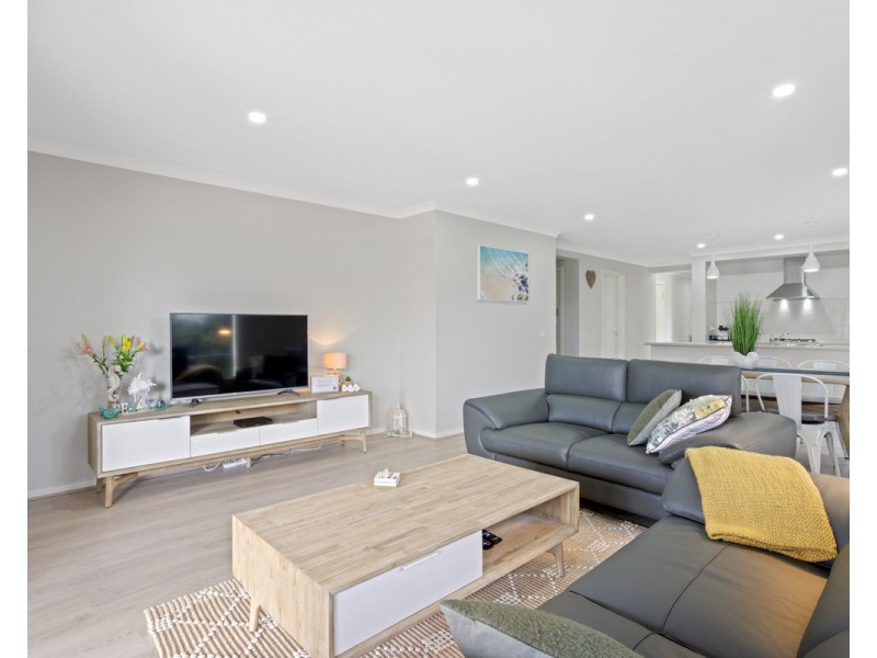 24 Pasadena Drive, Cowes VIC 3922
