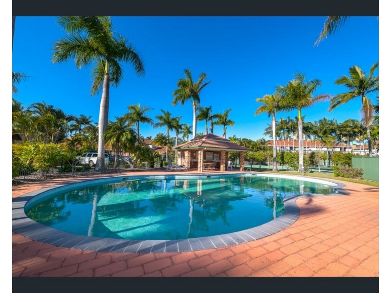 1a/272 Oxley Drive, Runaway Bay QLD 4216