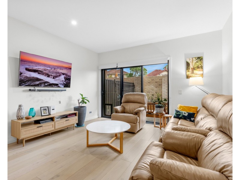 2/2a Fitzroy Street, Mayfield NSW 2304