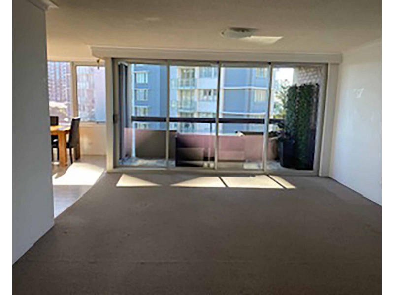 18/22-28 The Esplanade, Burleigh Heads QLD 4220