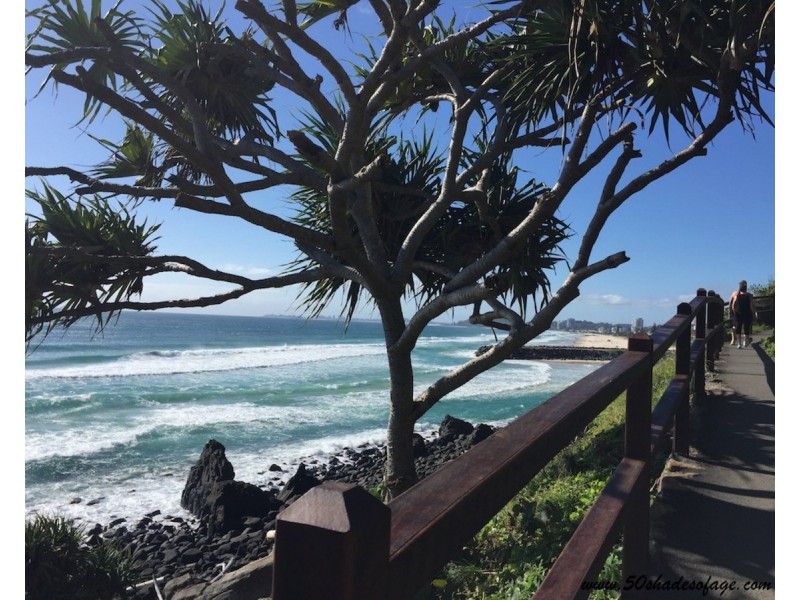 18/22-28 The Esplanade, Burleigh Heads QLD 4220