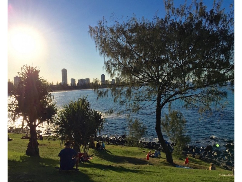 18/22-28 The Esplanade, Burleigh Heads QLD 4220