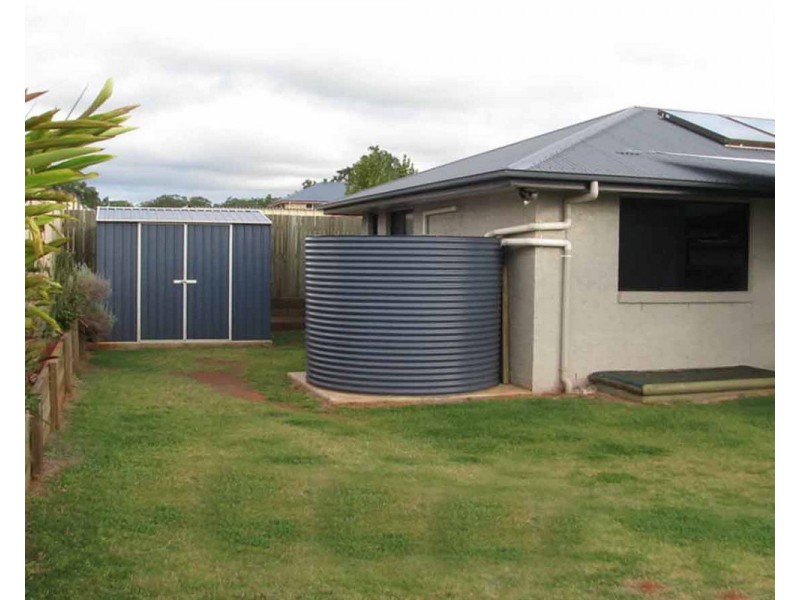 43 Nioka Drive, Highfields QLD 4352