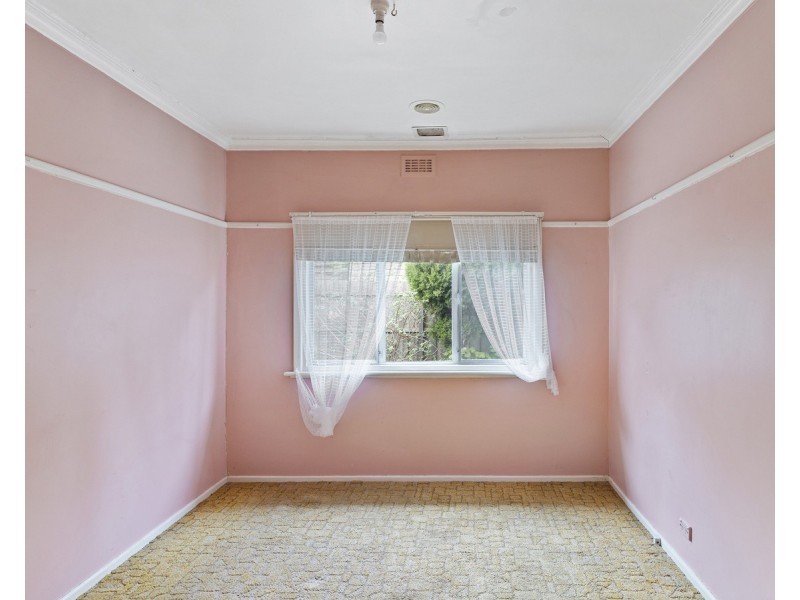 58 George Street, St Albans VIC 3021