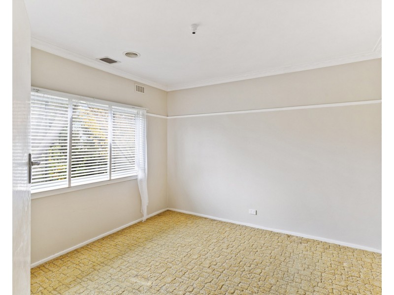 58 George Street, St Albans VIC 3021