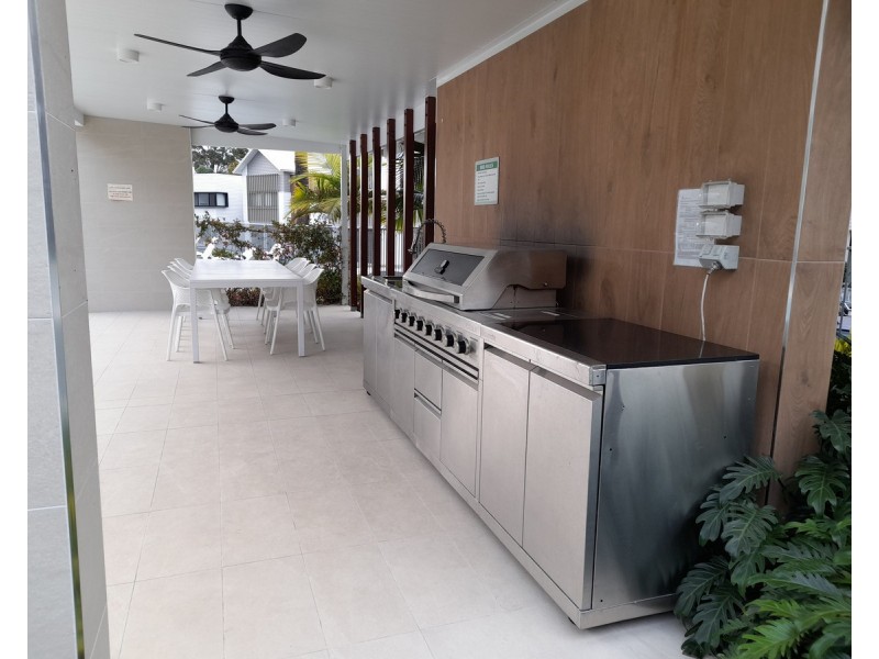 16/28 Bonogin Road, Mudgeeraba QLD 4213