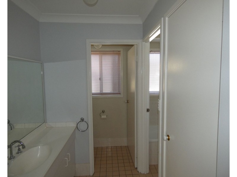 3 Harwood Circuit, Glenmore Park NSW 2745