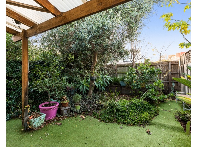 81 Henry Street, Windsor VIC 3181