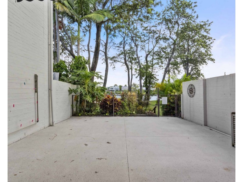 15/7 Campbell Street, Bundall QLD 4217