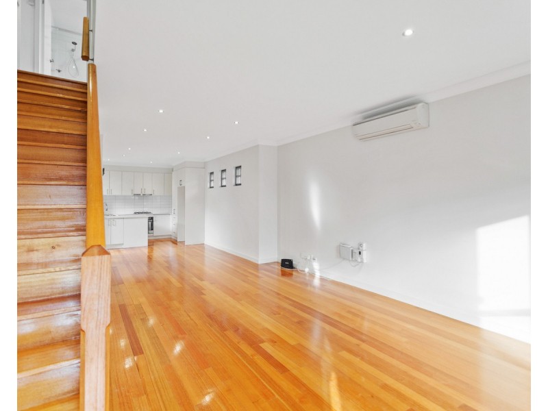 1/78 Clydesdale Road, Airport West VIC 3042