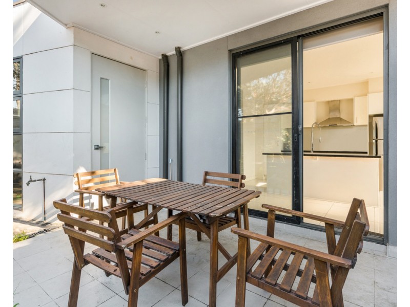 1/69 Tram Road, Doncaster VIC 3108