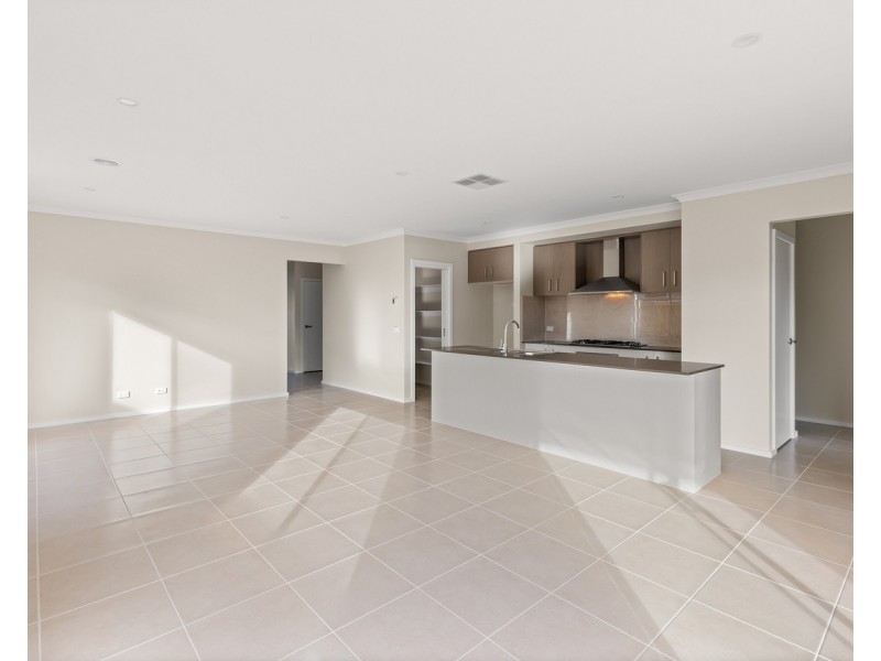 13 Bud Street, Lara VIC 3212