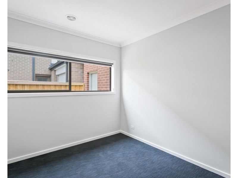 51 Reverence Drive, Rockbank VIC 3335