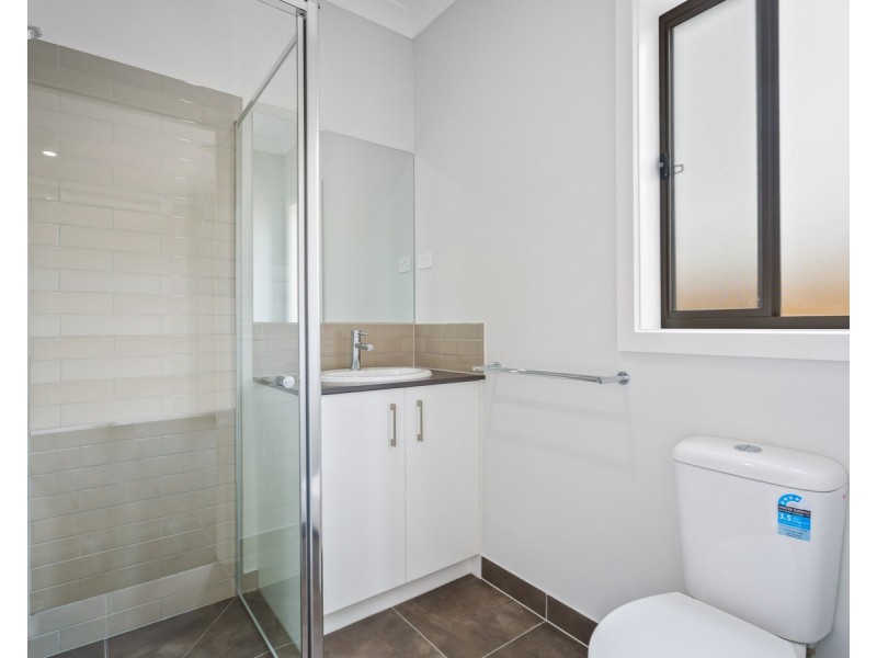 51 Reverence Drive, Rockbank VIC 3335