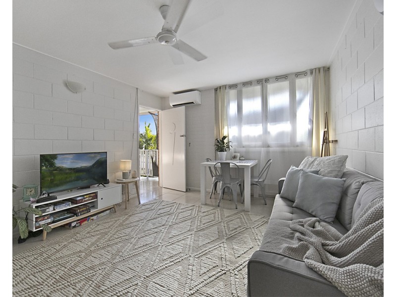 4/13 Percy Street, West End QLD 4810