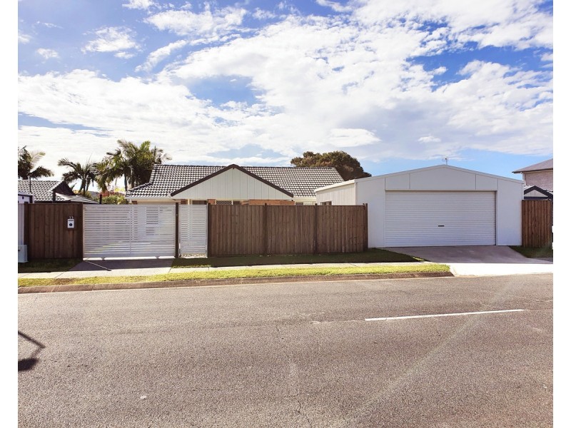 33 Crusader Way, Nerang QLD 4211