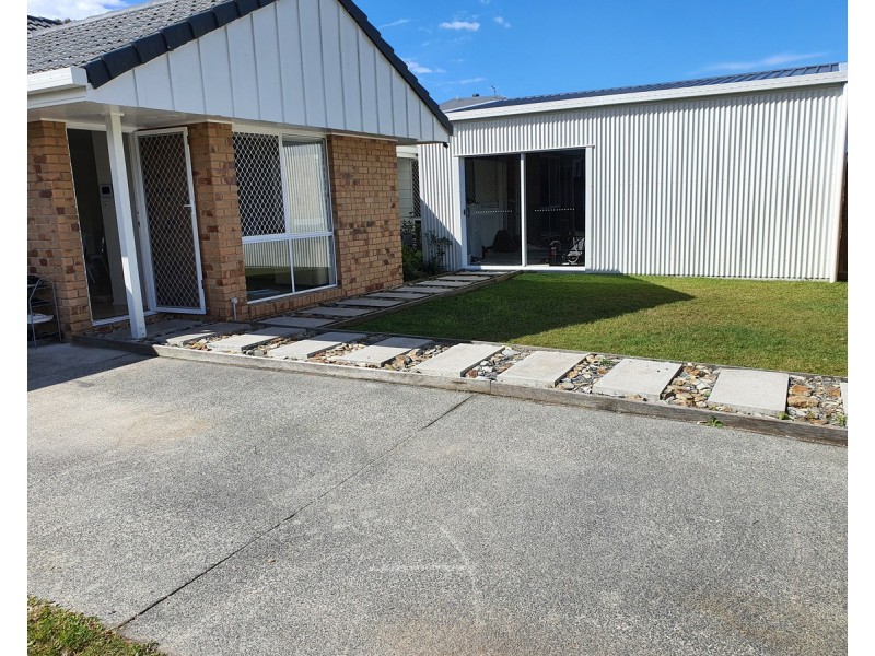 33 Crusader Way, Nerang QLD 4211