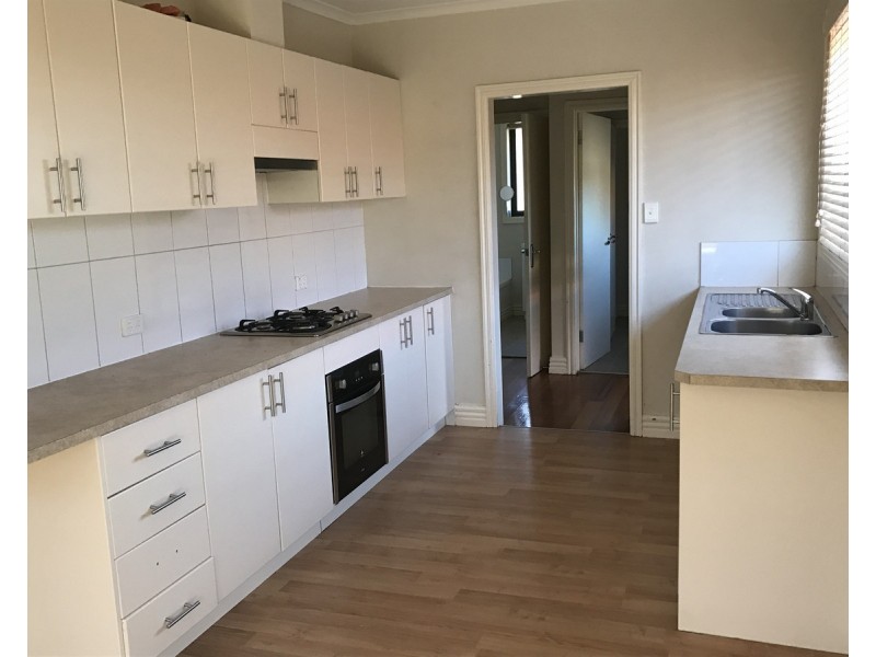 1/21 Old Geelong Road, Laverton VIC 3028