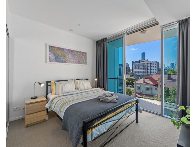 302/32 Russell Street, South Brisbane QLD 4101