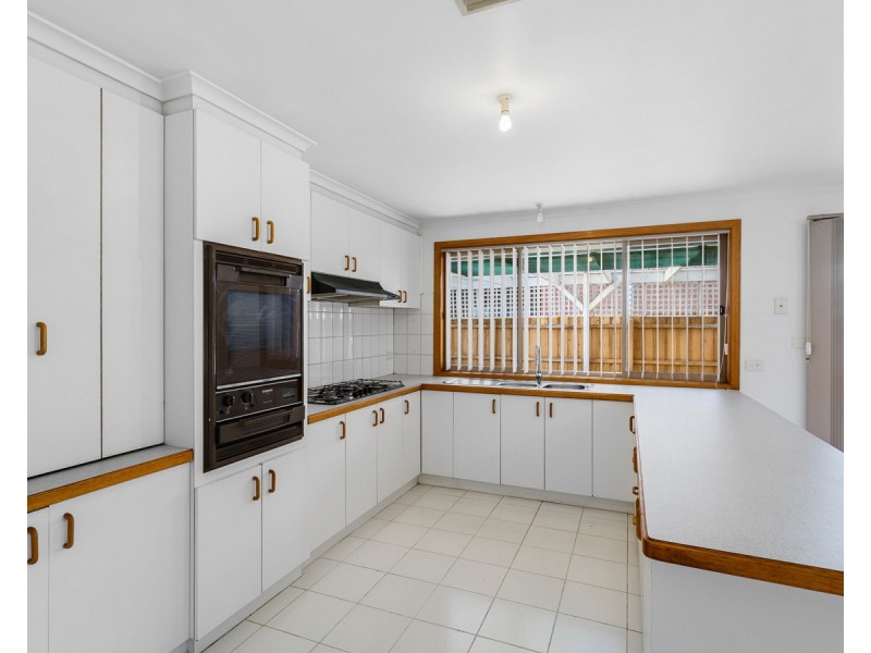 148 Lady Nelson Way, Taylors Lakes VIC 3038