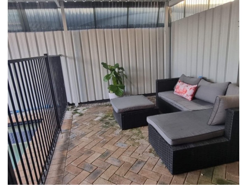 1/74 River Oak Drive, Helensvale QLD 4212