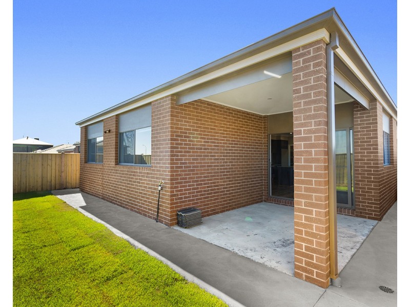 12 Selwood Road, Mickleham VIC 3064