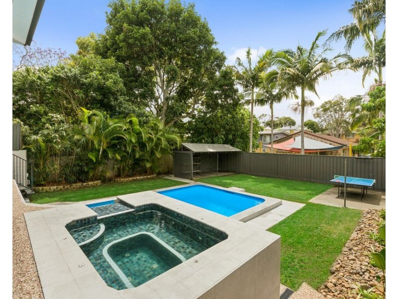 38 Dandar Drive, Southport QLD 4215