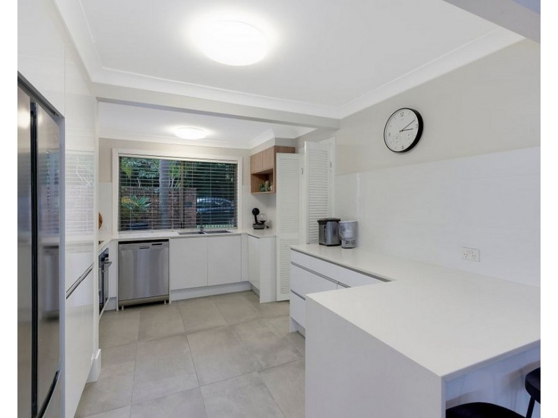 38 Dandar Drive, Southport QLD 4215