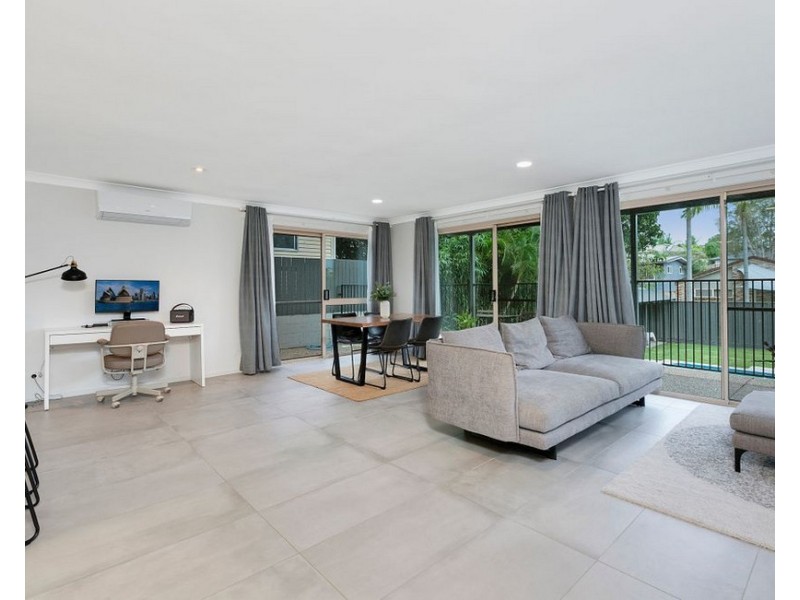 38 Dandar Drive, Southport QLD 4215