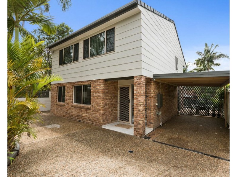 38 Dandar Drive, Southport QLD 4215