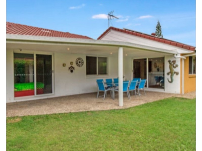 22 Frankston Court, Robina QLD 4226