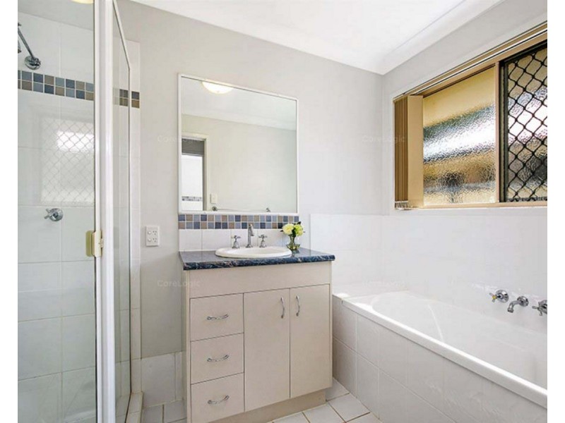 2/4 Harley Street, Shailer Park QLD 4128