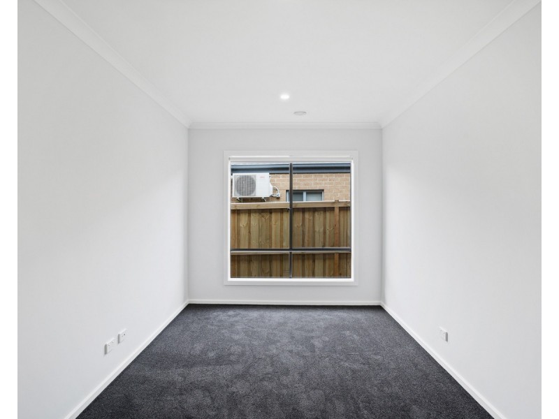 11 Lilium Street, Diggers Rest VIC 3427