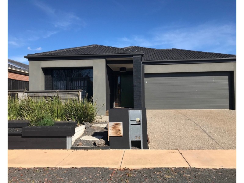 24 Loon Drive, Williams Landing VIC 3027