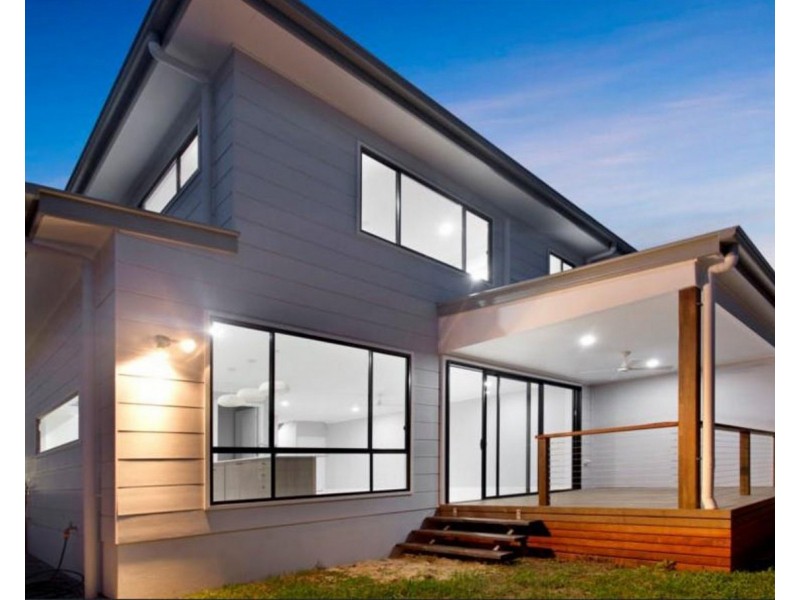 2/24 Abalone Avenue, Paradise Point QLD 4216