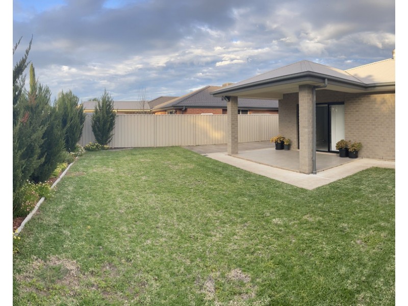 13 Carmelina Court, Parafield Gardens SA 5107