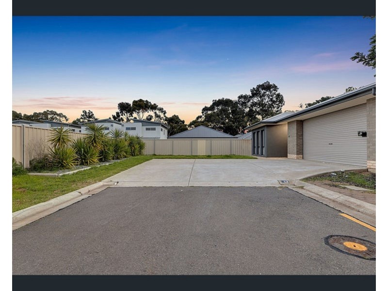 13 Carmelina Court, Parafield Gardens SA 5107