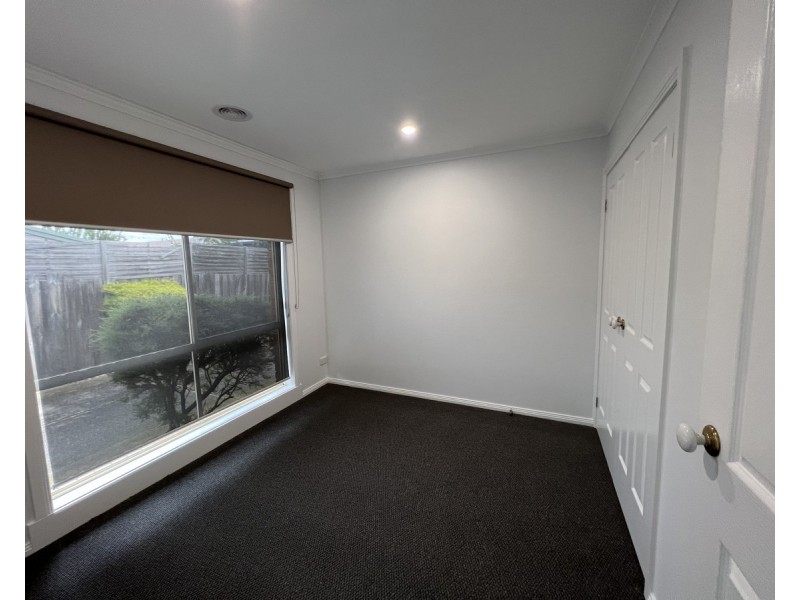 1/180 Merton Street, Altona Meadows VIC 3028