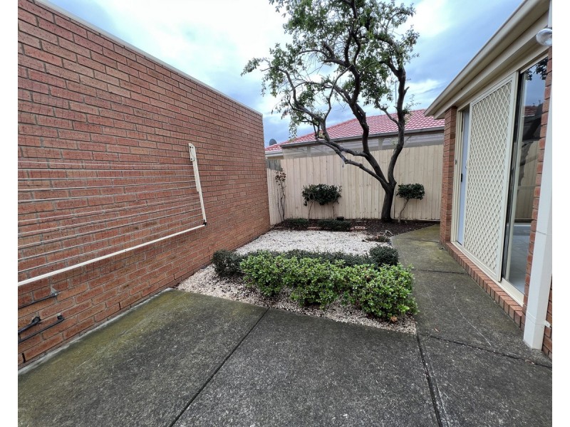 1/180 Merton Street, Altona Meadows VIC 3028