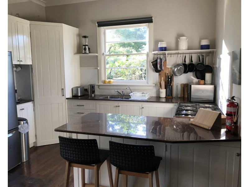 33 Moss Vale Road, Kangaroo Valley NSW 2577