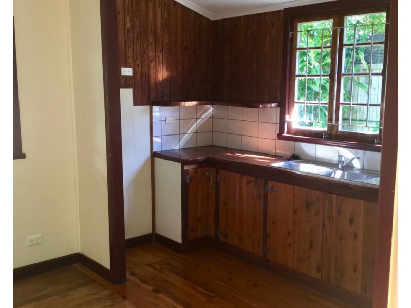 24 Franklin Street, Highgate Hill QLD 4101