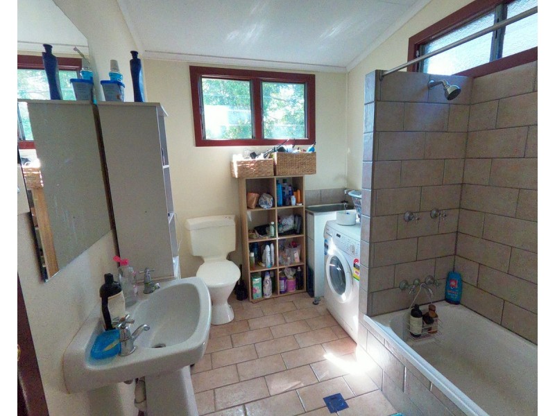 24 Franklin Street, Highgate Hill QLD 4101